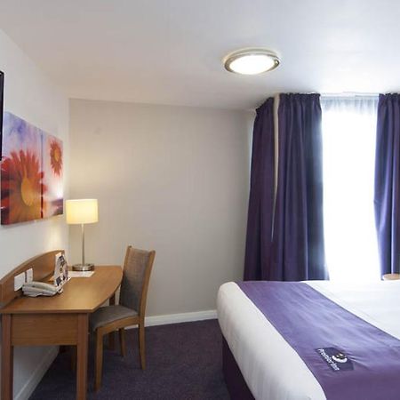 Premier Inn Leicester Fosse Park ภายนอก รูปภาพ