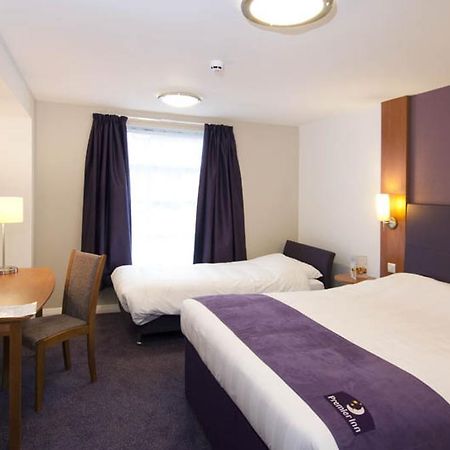 Premier Inn Leicester Fosse Park ภายนอก รูปภาพ
