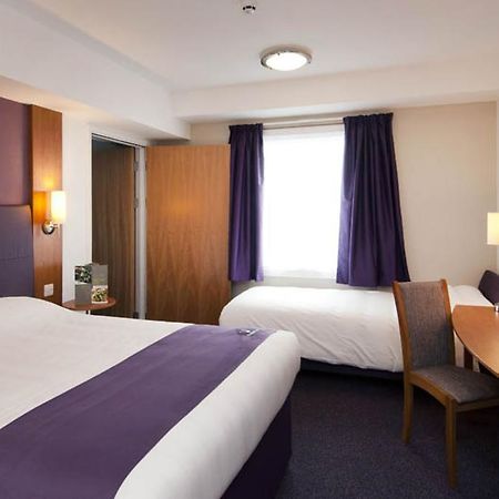 Premier Inn Leicester Fosse Park ภายนอก รูปภาพ
