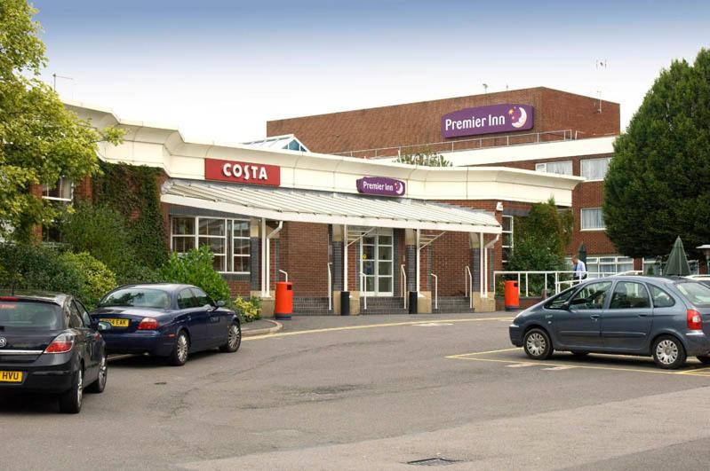 Premier Inn Leicester Fosse Park ภายนอก รูปภาพ