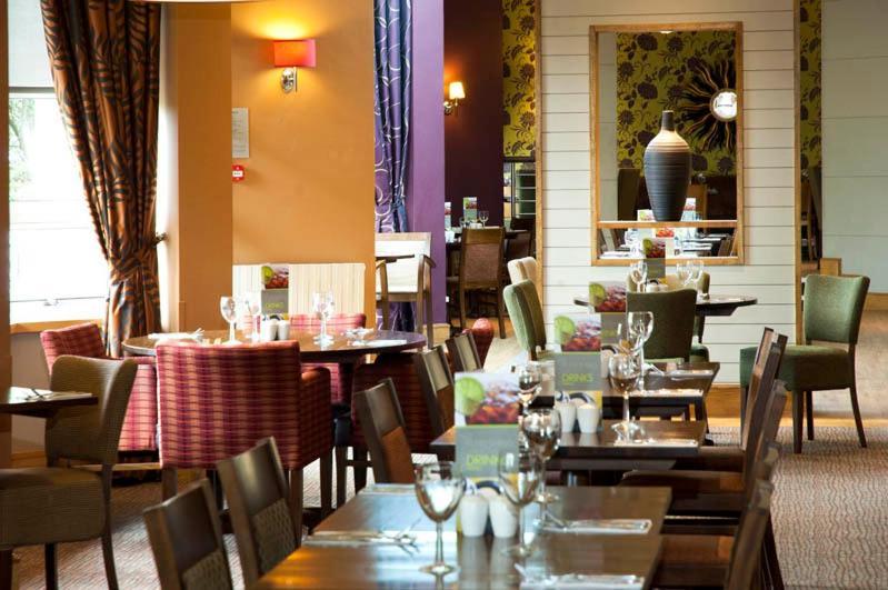 Premier Inn Leicester Fosse Park ภายนอก รูปภาพ