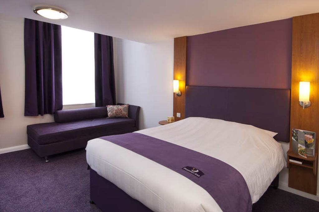 Premier Inn Leicester Fosse Park ภายนอก รูปภาพ