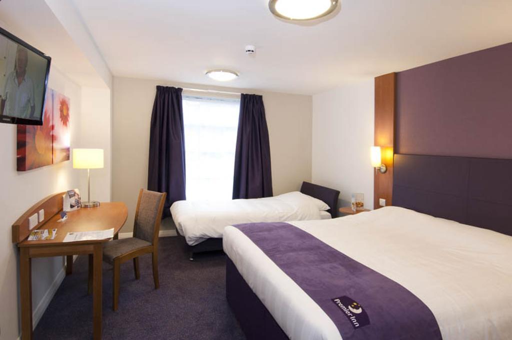 Premier Inn Leicester Fosse Park ภายนอก รูปภาพ