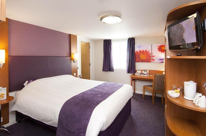 Premier Inn Leicester Fosse Park ภายนอก รูปภาพ